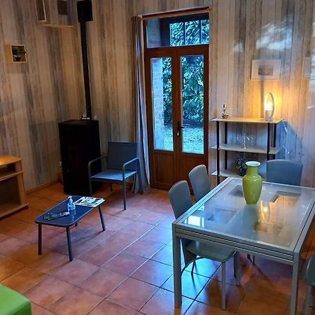 Suite dans le jardin du Château Agonges Exterior foto