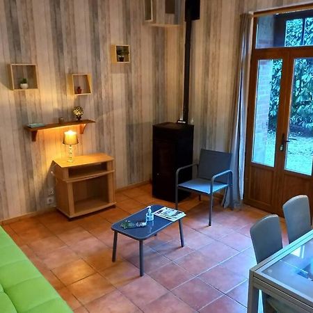 Suite dans le jardin du Château Agonges Exterior foto