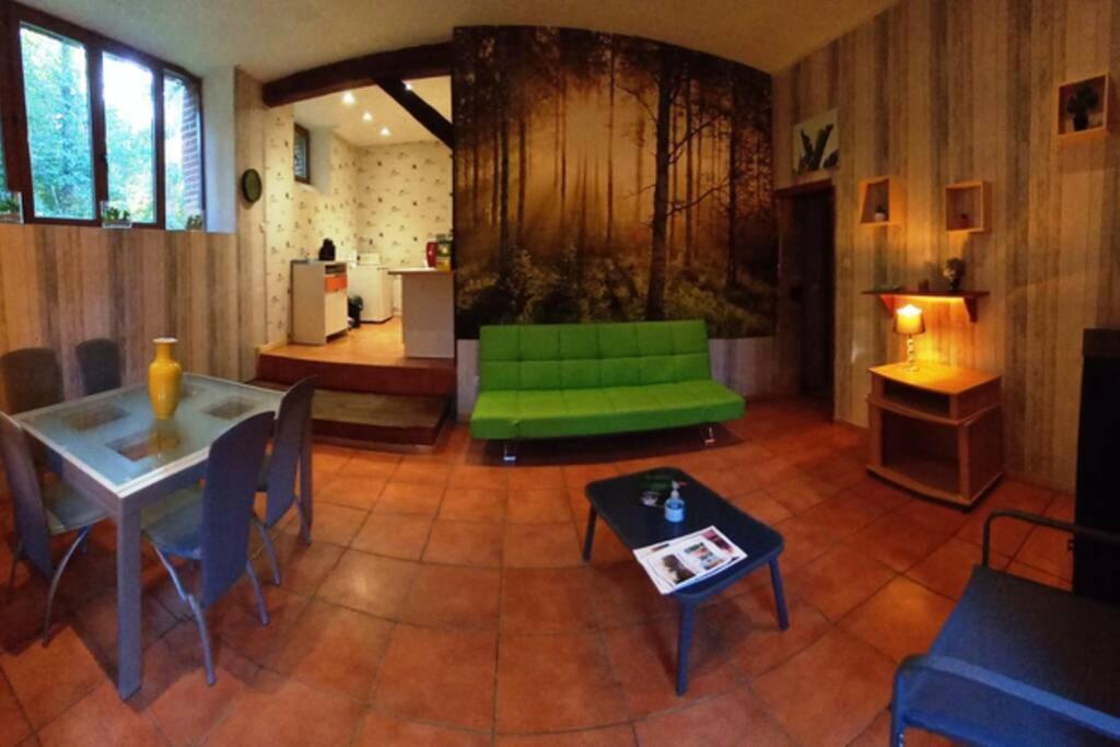 Suite dans le jardin du Château Agonges Exterior foto