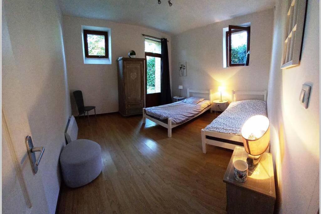 Suite dans le jardin du Château Agonges Exterior foto