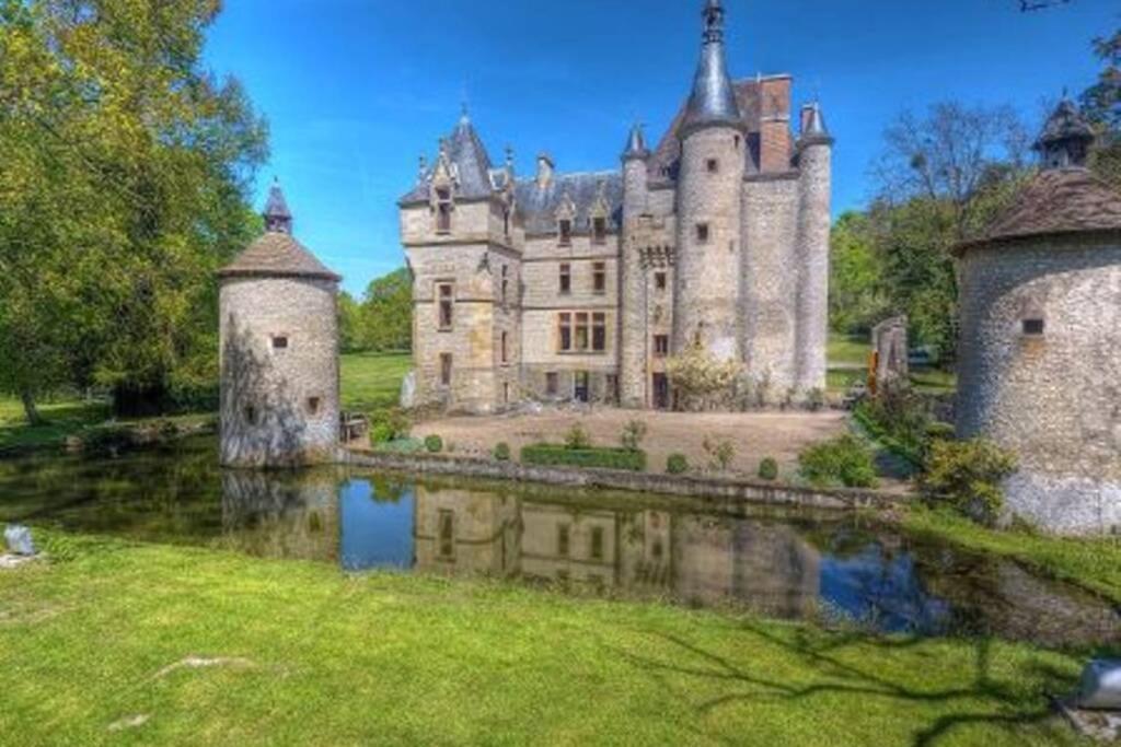 Suite dans le jardin du Château Agonges Exterior foto
